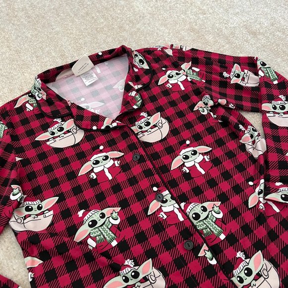 3 for $6 Disney Star Wars Adult Christmas Grogu Baby Yoda Pajamas Top L - Picture 3 of 7